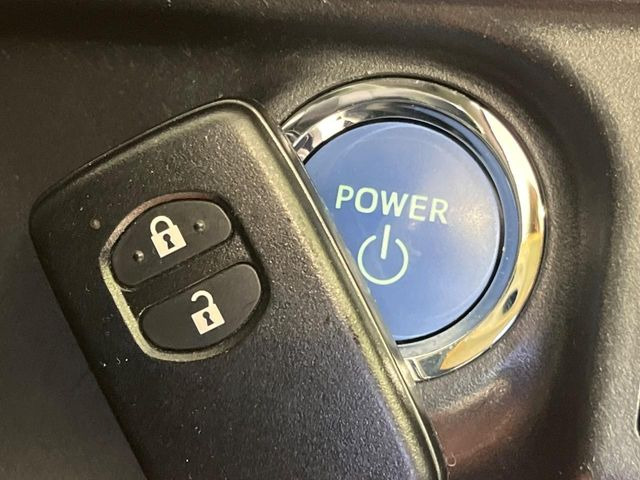 �y�X�}�[�g�L�[�z�J�o����|�P�b�g�ɓ��ꂽ�܂܂ł��h�A�̎{���E�������\�ȃX�}�[�g�L�[�𑕔��B�G���W���̃I���E�I�t�����J�M�����o���K�v����������Ƃ��Ă��֗��ł���