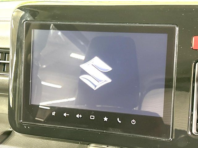 �y����9�^�i�r�z�l�C�̏����i�r�𑕔��B�I�[�f�B�I�@�\���[�����Ă���ABluetooth�ڑ�����΂������̃X�}�z��MP3�v���C���[�̉��y���Đ��\!�����̉^�]������Ɋy�����Ȃ�܂�!!