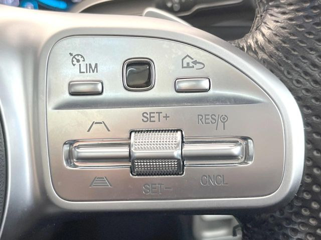 ���f�B�X�^���X�p�C���b�g�f�B�X�g���j�b�N:�s�s�A�x�O�A�������H�Ȃǂ̑��s���ɁA�X�e���I�}���`�p�[�p�X�J�����ƃ��[�_�[�Z���T�[�ɂ��A�O���Ԃ�F�����đ��x�ɉ������Ԋԋ������ێ����鎟����̃N���R��!