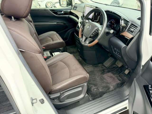 �C�ɂȂ邨�Ԃ�����܂�����E�̓d�b�ԍ����璼�ڂ��X�ɂ��₢���킹���������B�x�����@����ԗ����A��Ԃ܂łȂ�ł������������Ē����܂��B�X�^�b�t�ꓯ���A�����҂����Ă���܂��B