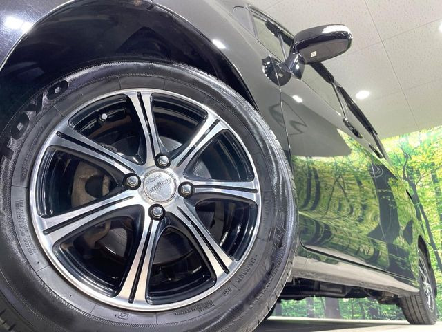 �y15�C���`�A���~�z�C�[���z�O�ςɃ}�b�`�����A���~�z�C�[���𑕒����Ă���܂��B�e��A���~�z�C�[����A�X�^�b�h���X�^�C�����戵�����Ă���܂��B���񂲑��k����������