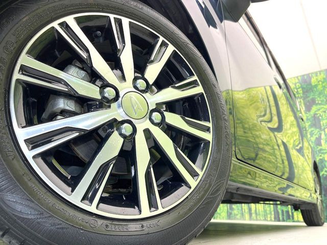 �y����14�C���`�A���~�z�C�[���z�O�ςɃ}�b�`���������A���~�z�C�[���𑕒����Ă���܂��B�e��ЊO�A���~�z�C�[����A�X�^�b�h���X�^�C�����戵�����Ă���܂��B���񂲑��k����������