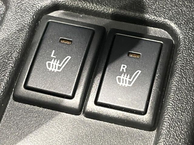 【シートヒーター】寒い日に重宝するシートヒーター!エアコンより早く温まってくれるので寒がりの人も安心ですね♪エアコンの温風は乾燥するから苦手、という方にもをおすすめです。