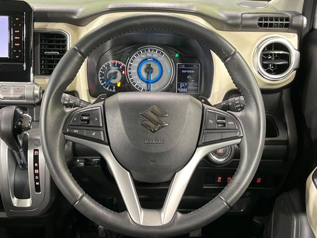 �y�����v�����X�e�A�����O�z�㎿�Ȋv���g�p���邱�ƂŁA��ɂ����������݂ƂĂ��^�]���₷���n���h���ł���