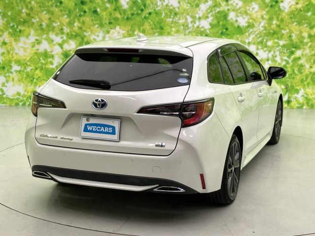 カローラツーリング1.8 ハイブリッド W×B E-Four 4WD