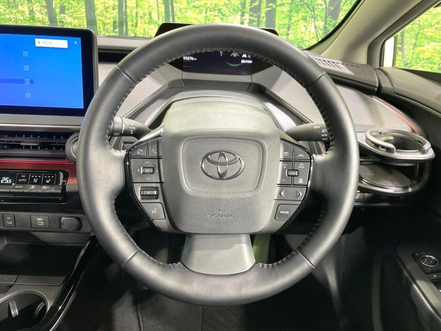 �y�����v�����X�e�A�����O�z�㎿�Ȋv���g�p���邱�ƂŁA��ɂ����������݂ƂĂ��^�]���₷���n���h���ł���