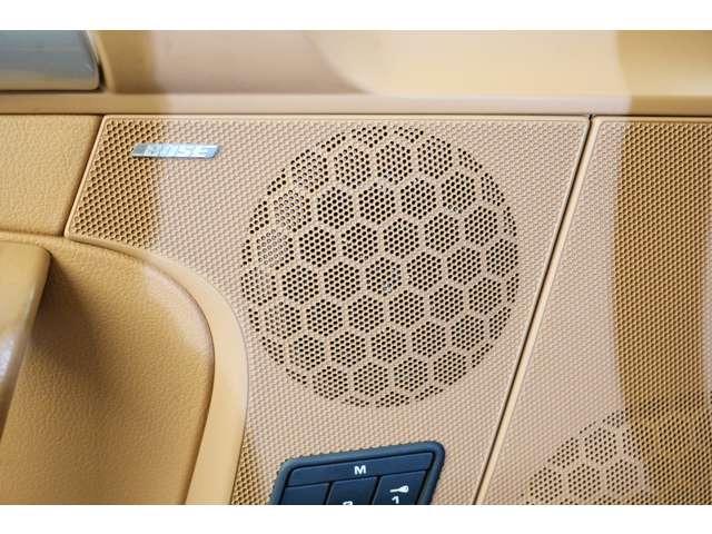 ���n���h���A�O���u���b�N�ƃx�[�W���C���e���A�̐l�C�̎d�l