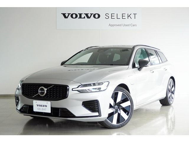 V60ウルトラ T6  AWD プラグインハイブリッド 4WD