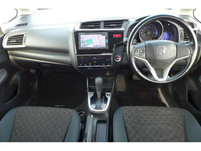 フィット1.3 13G Fパッケージ