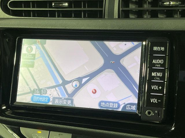 �y�����i�r�z�l�C�̏����i�r�𑕔����Ă���܂��B�i�r�̎g���₷���͂������A�I�[�f�B�I�@�\���[��!�L�����v�◷�s�͂������A�ʋ΂┃�����ȂǕ��i�̃h���C�u���y�����Ȃ�͂���