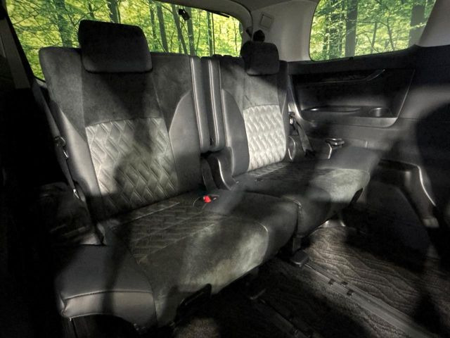 3��ڃV�[�g�͂�������ԗǍD����l�ł��������ƍ����Ē����܂��̂ŁA��l���ł̂��o���������N���N�ł��􂲉Ƒ��ŁA�C�̒m�ꂽ���ԂŁA�h���C�u�ɍs���̂��y���݂ł��ˁ�