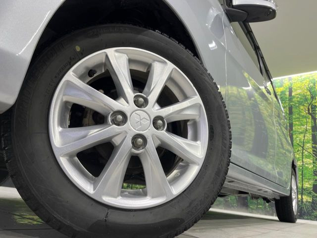 �y����14�C���`�A���~�z�C�[���z�O�ςɃ}�b�`���������A���~�z�C�[���𑕒����Ă���܂��B�e��ЊO�A���~�z�C�[����A�X�^�b�h���X�^�C�����戵�����Ă���܂��B���񂲑��k����������