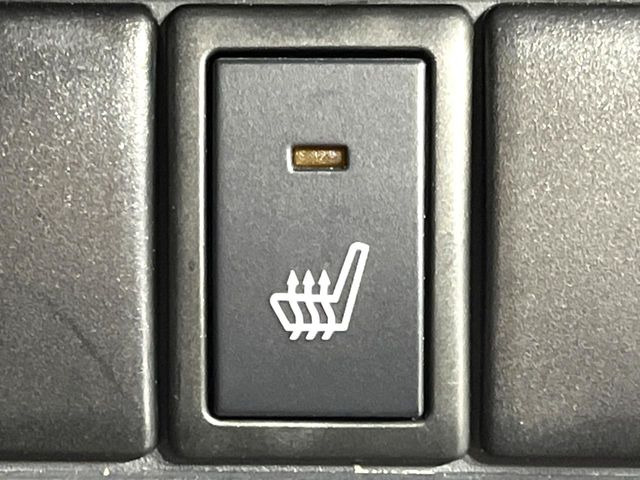 �y�V�[�g�q�[�^�[�z�������ɏd�󂷂�V�[�g�q�[�^�[!�G�A�R����葁�����܂��Ă����̂Ŋ�����̐l�����S�ł��ˁ�G�A�R���̉����͊������邩����A�Ƃ������ɂ����������߂ł��B