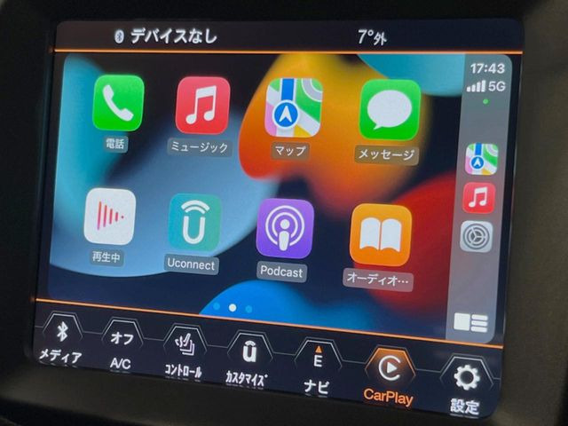 ��Apple Car Play:�X�}�z�Ƃ̗L���ڑ��ŁA�i�r�E�I�[�f�B�I�Đ��ȂǃX�}�z�̃A�v���@�\����ʂł��g����֗��@�\�ł�!