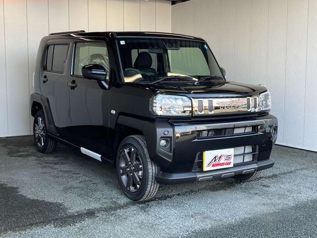 ���ʎԂ́u�T�[�r�X�J�[�G���Y �{�X�v�A�y�����Ԃ́u�T�[�r�X�J�[�G���Y �����X�v���炨�T�������܂��B