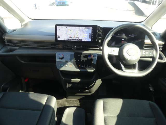 セレナ1.4 e-POWER ハイウェイスターV