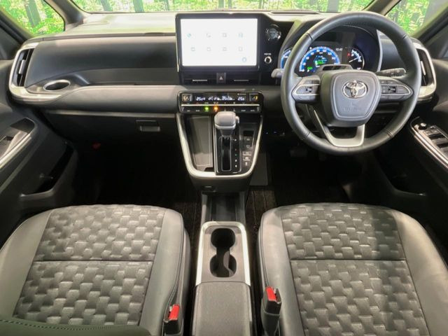 ヴォクシー1.8 ハイブリッド S-Z