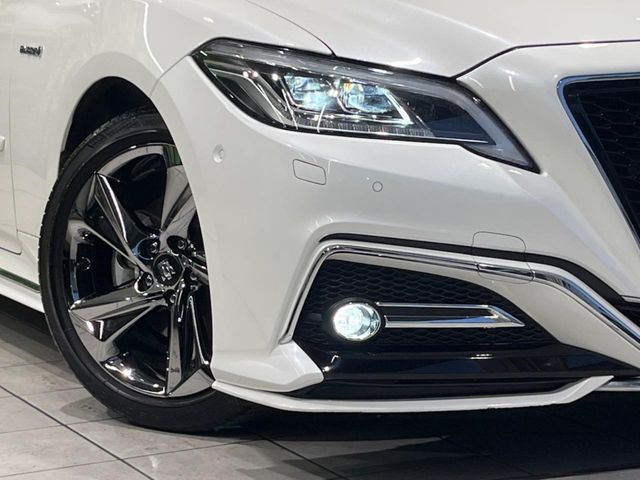 �yLED�w�b�h���C�g�z���V����ԑ��s�����ǍD�Ȏ��E���m�ۂ����S���ĉ^�]�ł��鍂�P�xLED�w�b�h���C�g�𑕔�!�_�����x�������A����d�͂��}�����Ă��܂��B