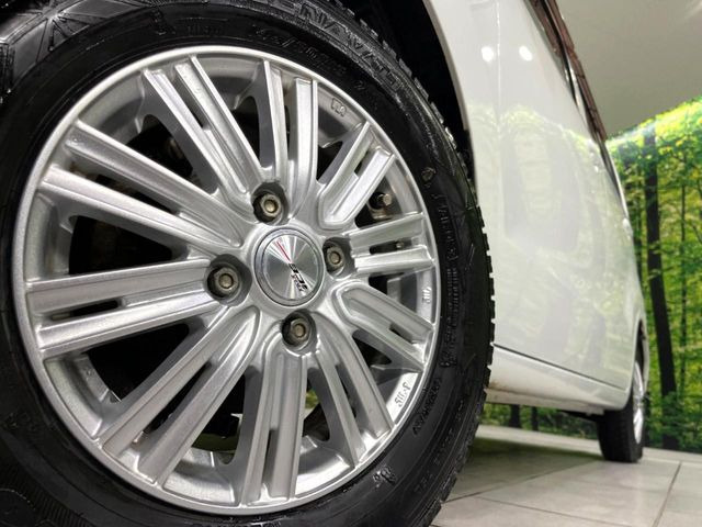 �y13�C���`�A���~�z�C�[���z�O�ςɃ}�b�`�����A���~�z�C�[���𑕒����Ă���܂��B�e��A���~�z�C�[����A�X�^�b�h���X�^�C�����戵�����Ă���܂��B���񂲑��k����������