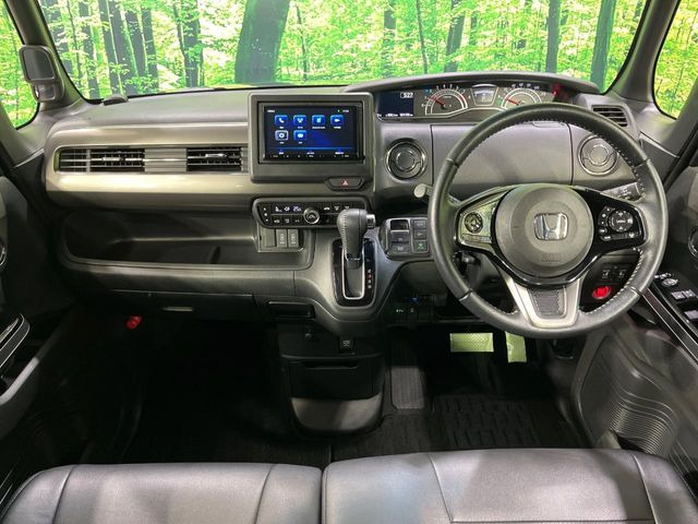 N-BOXカスタムL スタイルプラス ブラック