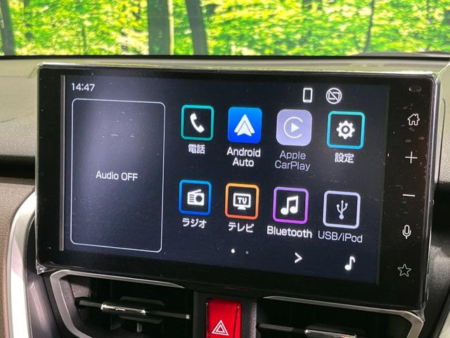 【純正9型ディスプレイオーディオ】お手持ちのスマートフォンとの連携で、ナビや音楽再生など各種アプリを使用可能。スマホに近い感覚でお使いいただけます♪
