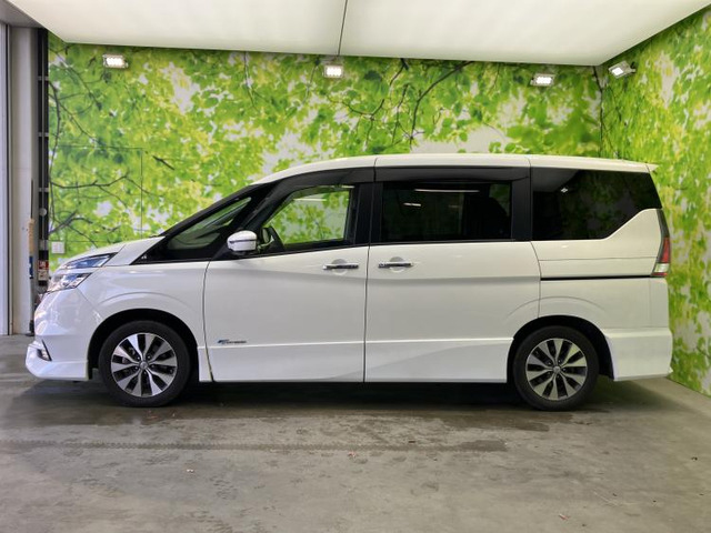 セレナ2.0 ハイウェイスター Vセレクション