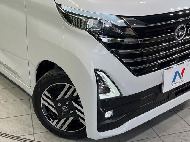 �yLED�w�b�h���C�g�z���V����ԑ��s�����ǍD�Ȏ��E���m�ۂ����S���ĉ^�]�ł��鍂�P�xLED�w�b�h���C�g�𑕔�!�_�����x�������A����d�͂��}�����Ă��܂��B