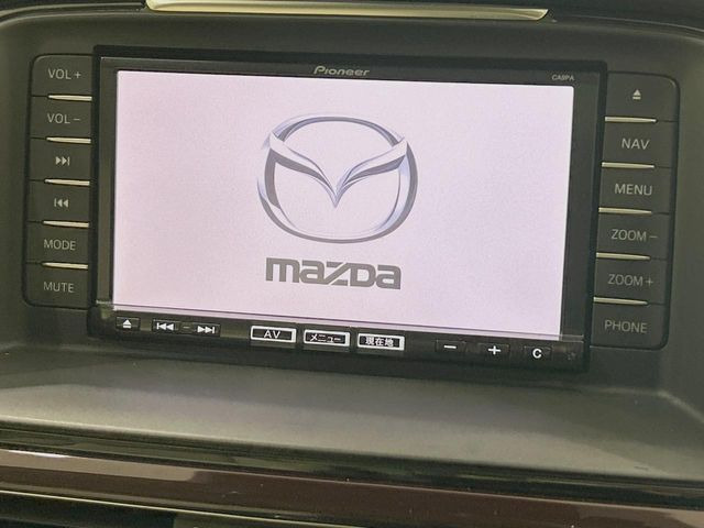 �y���[�J�[�����i�r�z�C���e���A�ɗn�����ރX�^�C���b�V���ȁu��p�݌v�v���[�J�[�i�r�𑕔��􎋔F���⑀�쐫�ȂǊ�{���\�ɂ��D��A���㎿�ȃJ�[���C�t�����y���݂��������܂��B