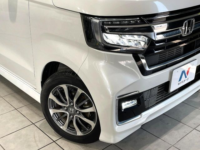 �yLED�w�b�h���C�g�z���V����ԑ��s�����ǍD�Ȏ��E���m�ۂ����S���ĉ^�]�ł��鍂�P�xLED�w�b�h���C�g�𑕔�!�_�����x�������A����d�͂��}�����Ă��܂��B