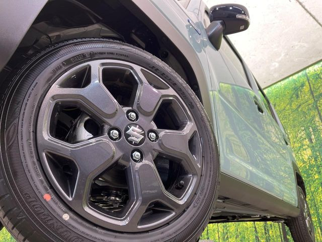 �y�O���[�h��p����15�C���`�A���~�z�C�[���z�f�U�C�����̍��������A���~�z�C�[���𑕒����Ă���܂��B�e��ЊO�A���~�z�C�[����A�X�^�b�h���X�^�C�����戵�����Ă���܂��B���񂲑��k����������