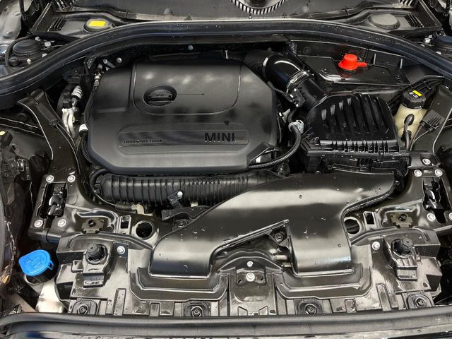 �����X�ł́A�e���[�J�[�̐�p�f�f�e�X�^�[�𓱓��B���Ǝ��i�����e�N�j�J���X�^�b�t���풓���Ă���܂��̂ŁA������̍ۂɂ����S���Ă����p���������܂��B