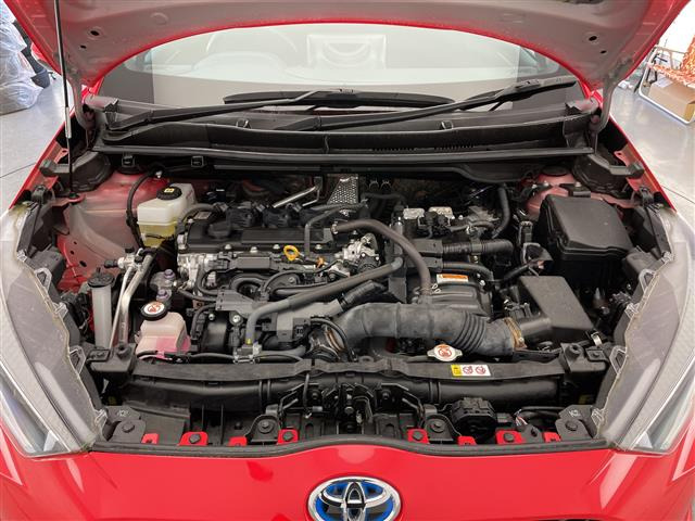 ヤリス1.5 ハイブリッド Z E-Four 4WD