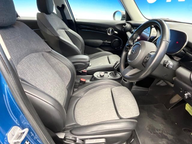 ���V�[�g�̎g�p��:�j��E�ւ�������Ȃ��A�����̒ʂ肫�ꂢ�ȏ�Ԃ��ێ����Ă���܂��B�܂��A�����N���[�j���O�E�R�[�e�B���O�����p�����������܂��B