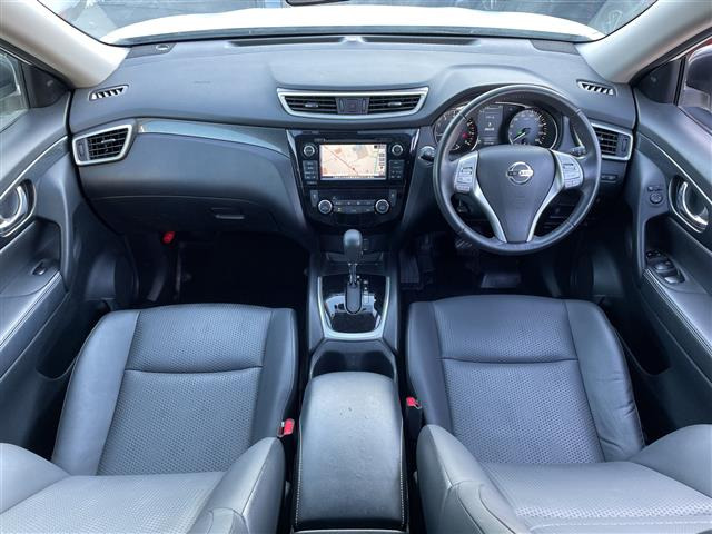 エクストレイル2.0 20X ブラックエクストリーマーX エマージェンシーブレーキパッケージ 4WD