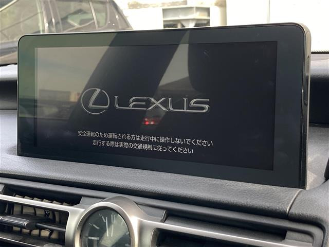 IS300h バージョンL