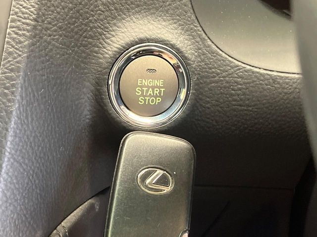 �y�X�}�[�g�L�[�z�J�o����|�P�b�g�ɓ��ꂽ�܂܂ł��h�A�̎{���E�������\�ȃX�}�[�g�L�[�𑕔��B�G���W���̃I���E�I�t�����J�M�����o���K�v����������Ƃ��Ă��֗��ł���