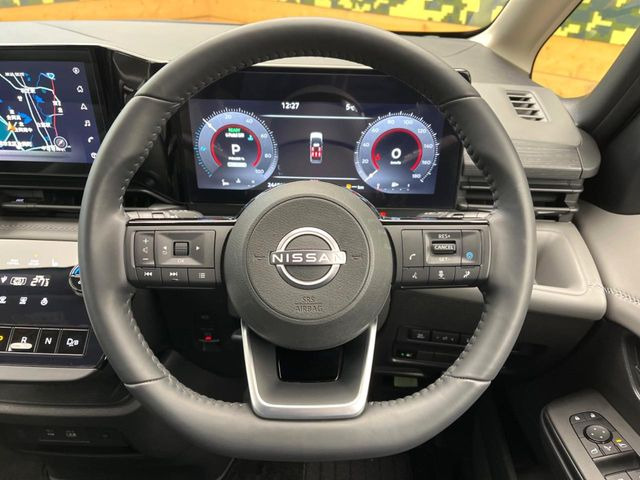 �y�����v�����X�e�A�����O�z�㎿�Ȋv���g�p���邱�ƂŁA��ɂ����������݂ƂĂ��^�]���₷���n���h���ł���