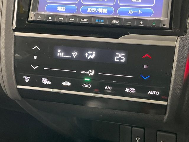 �y�I�[�g�G�A�R���z��x���D�݂̉��x�ɐݒ肷��΁A�ԓ��̉��x�����m�����ʂ≷�x�������Œ����B����&hellip;����&hellip;�Ɖ��x���X�C�b�`���������K�v�͂���܂���B���K�Ȏԓ���Ԃɂ͕K�{�̋@�\�ł��ˁ�