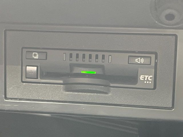 【ETC】高速道路の料金所をストレスなく通過!話題のスポットやサービスエリアに多い「スマートIC」利用時は必須のアイテムです。当店でセットアップを実施、ご納車当日からすぐにご利用いただけます!