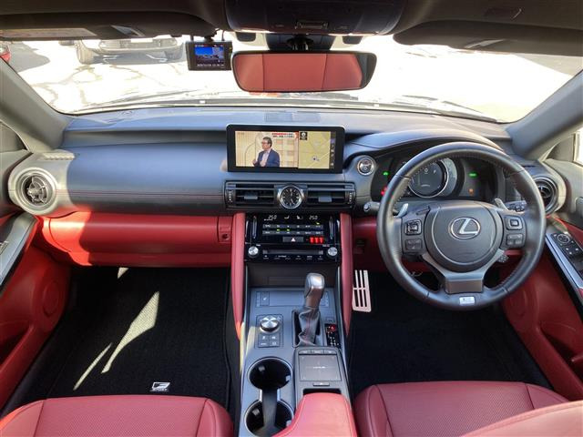 IS300h Fスポーツ