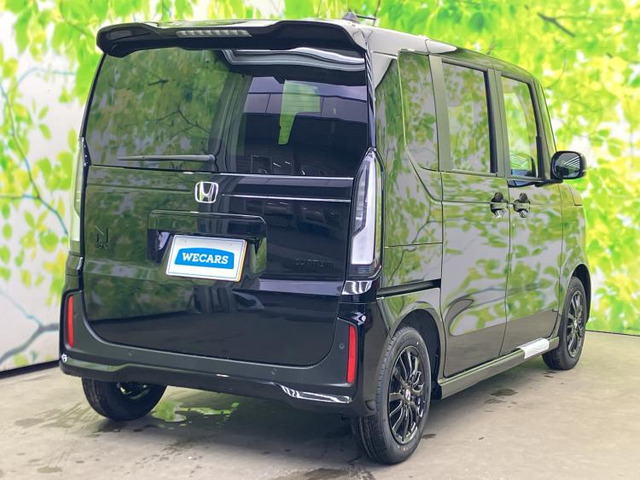 N-BOXカスタムブラック スタイル