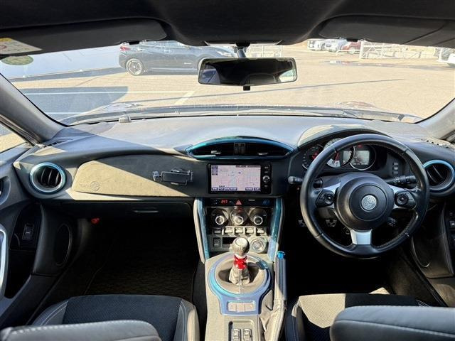 ���Ǝҗl�ւ̔̔��͂��f�肳���Ă��������܂��B �Ԍ������ԗ��̏ꍇ�́A�Ԍ����擾�������x�������z�ŕ\�����Ă���܂��B