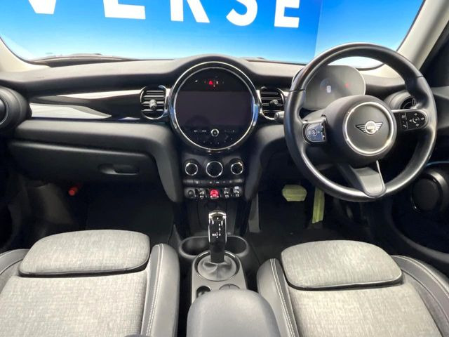 �A���ԃO���[�v���݌ɐ���2,000��!�S���̌n��X���烁�[�J�[�E�Ԏ��킸���Љ�o����̂ŁA���Ȃ��Ƀs�b�^���̂��Ԃ�������͂��ł���܂��͂��₢���킹��������