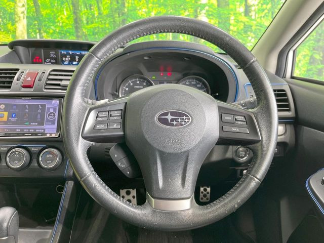 �y�����v�����X�e�A�����O�z�㎿�Ȋv���g�p���邱�ƂŁA��ɂ����������݂ƂĂ��^�]���₷���n���h���ł���