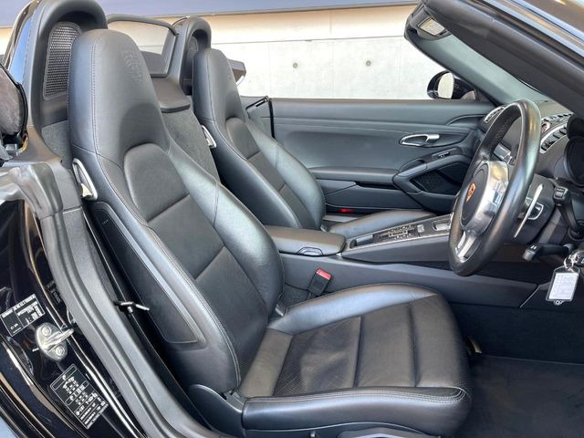 ���������Ƃ����h���C�o�[�X�y�[�X�ŁA�����Ԃ̉^�]�ł����K�ɂ��߂������������܂��B