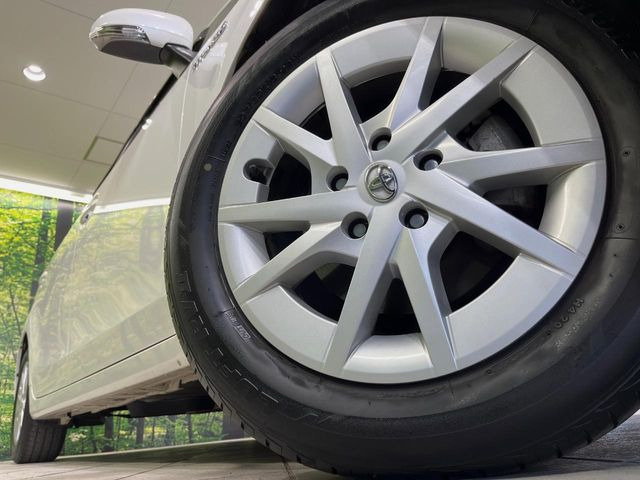 �O�ςɃ}�b�`���������A���~�z�C�[���𑕒����Ă���܂��B�e��ЊO�A���~�z�C�[����A�X�^�b�h���X�^�C�����戵�����Ă���܂��B���񂲑��k����������