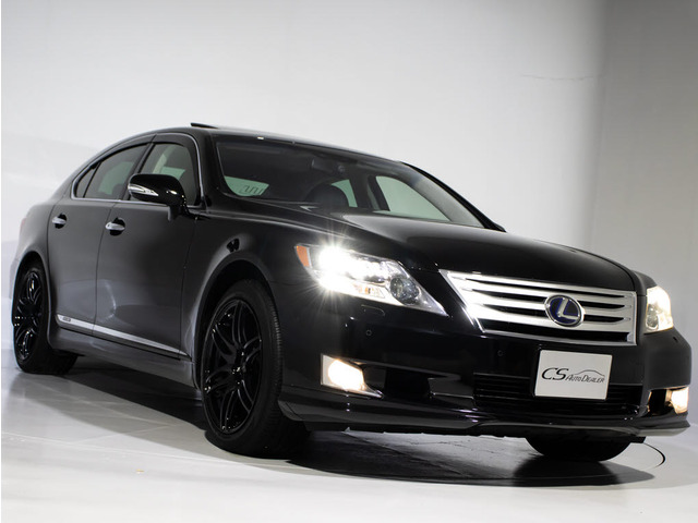 ���N���A�����X�\�i�[(�O��R�[�i�[�Z���T�[)���t���Ă��܂�!�t�����g&���A�ɃZ���T�[������A��Q���ɋ߂Â��ƌx��������A�X�ɂ̓}���`��ʏ�ɂ��\������܂�!�������֗��Ȑl�C�����ł�!!