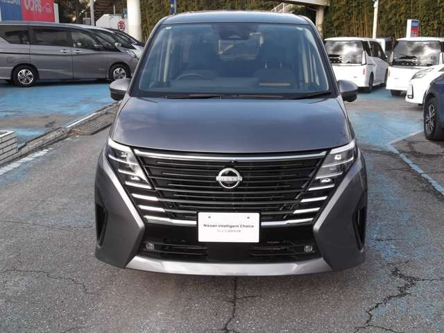 セレナ1.4 e-4ORCE ハイウェイスターV 4WD