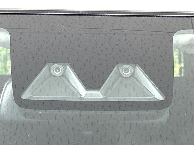 �y�g���^�Z�[�t�e�B�Z���X�z���s���ɑO���̎ԗ�����F�����A�Փ˂������Ȏ��͌x��ƃu���[�L�ŏՓˉ���Ɣ�Q�y�����A�V�X�g�B�����S�Ƀh���C�u�����y���݂��������܂��B