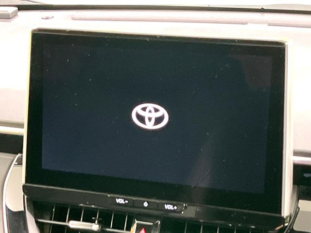 �y10.5�C���` �f�B�X�v���C�I�[�f�B�I�z���ʂ̃f�B�X�v���C��AppleCarPlay��AndroidAuto�����p�\�B�傫�ȉ�ʂŃX�}�z�i�r�A�v���������p���������܂���